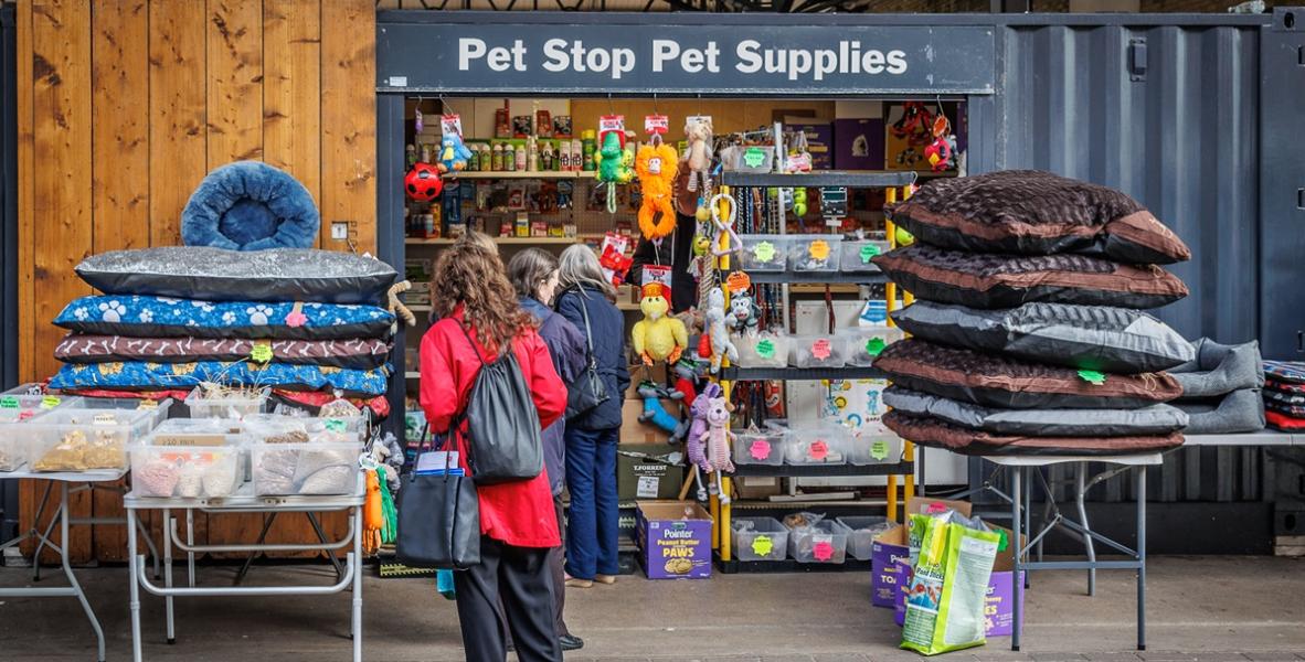 Pet Stop Pet Supplies stall